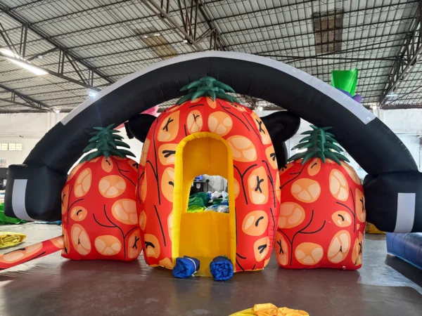 Inflatable Mobile Pineapple Cabin