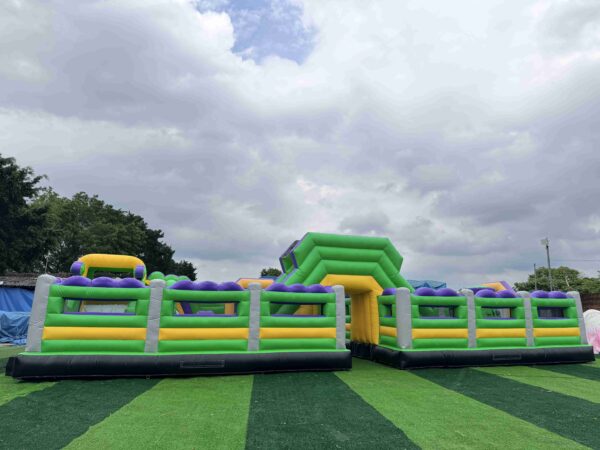 16.15×6.4×4.87m Large Integrated Inflatable Obstacle Course Challenge Playground